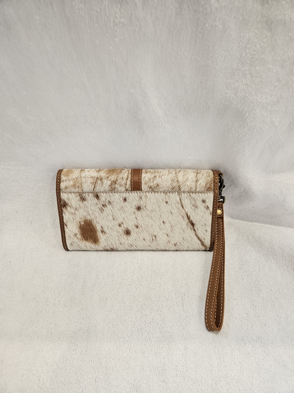 Myra Aria Spotted Hair-on Cowhide Leather Clutch Wallet with Tan Leather Trim - Picture 5 of 8